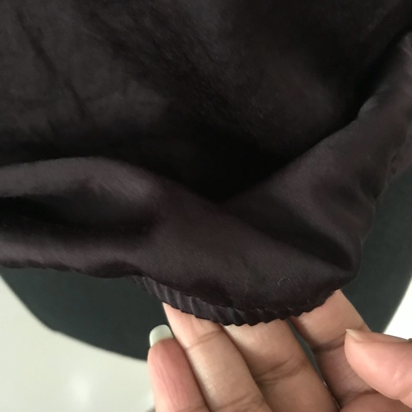 Ann Taylor LOFT sleeveless blouse. Size Small - Picture 3 of 6